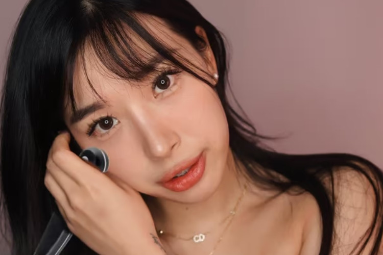 Liên Video Elle Lee Telegram Viral Trên Internet Khiến Ai Cũng Tò Mò